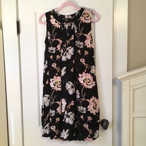 🌸NWT Black Floral Dress